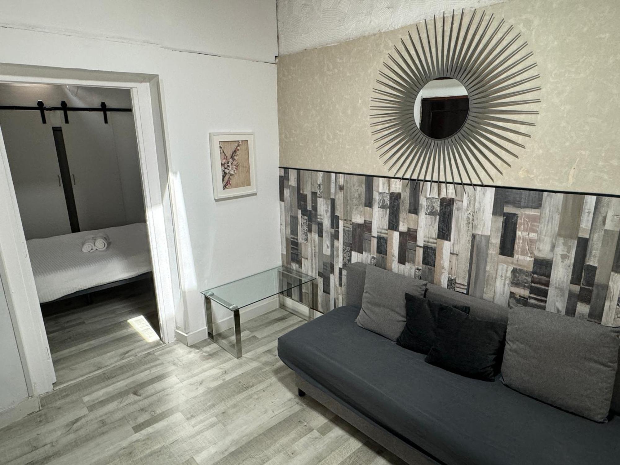 Apartamentos Day Madrid Gran Via Centro Sol Malasana Exterior photo