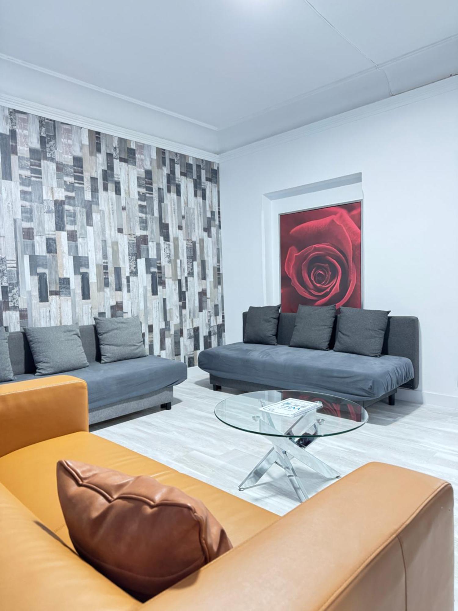 Apartamentos Day Madrid Gran Via Centro Sol Malasana Exterior photo